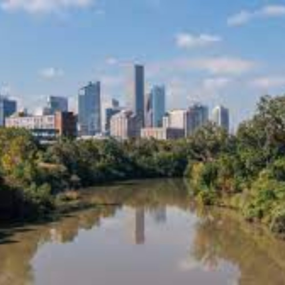 Meet your Posher, Luxery Express